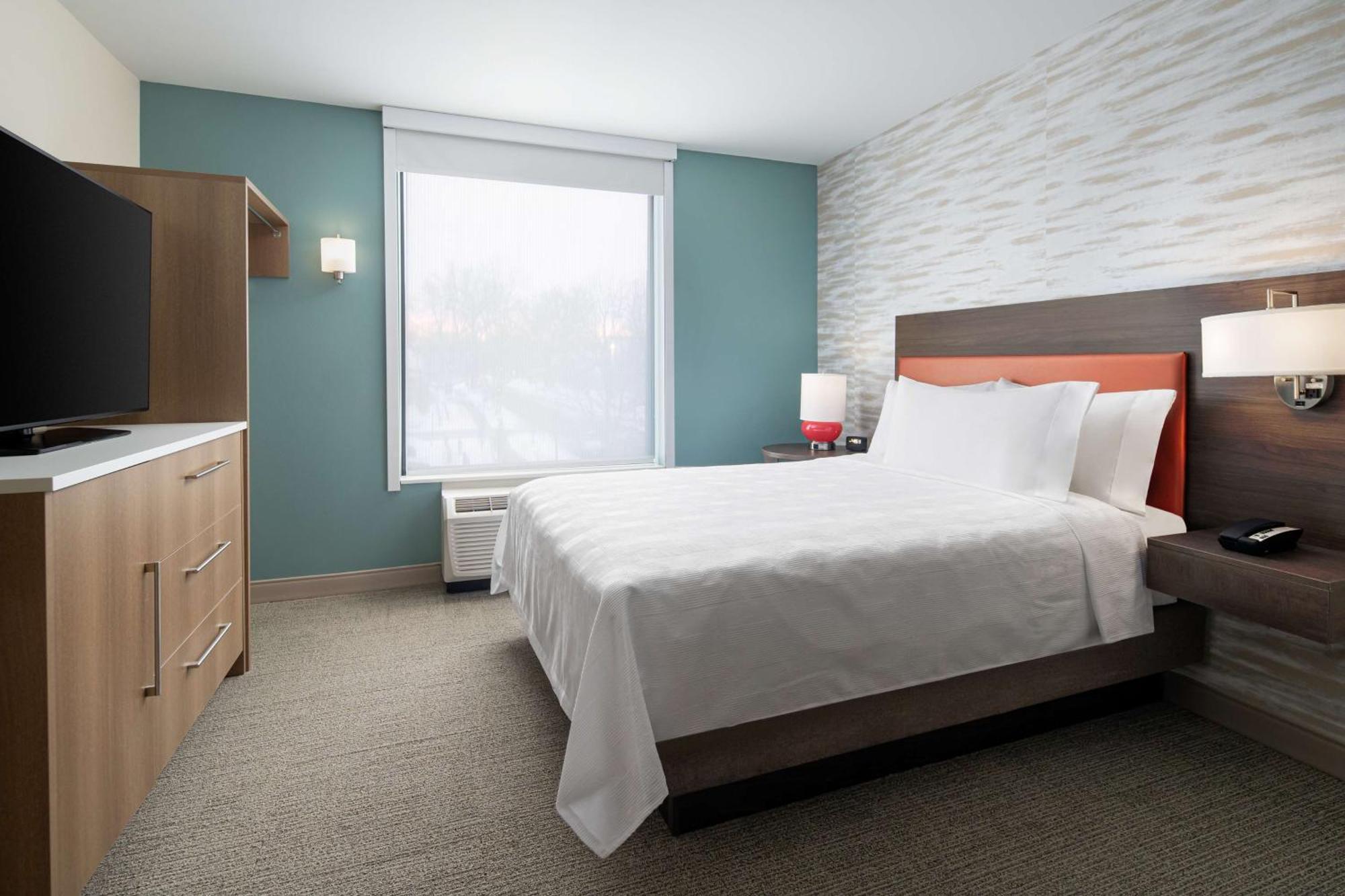 Home2 Suites By Hilton Des Moines At Drake University מראה חיצוני תמונה