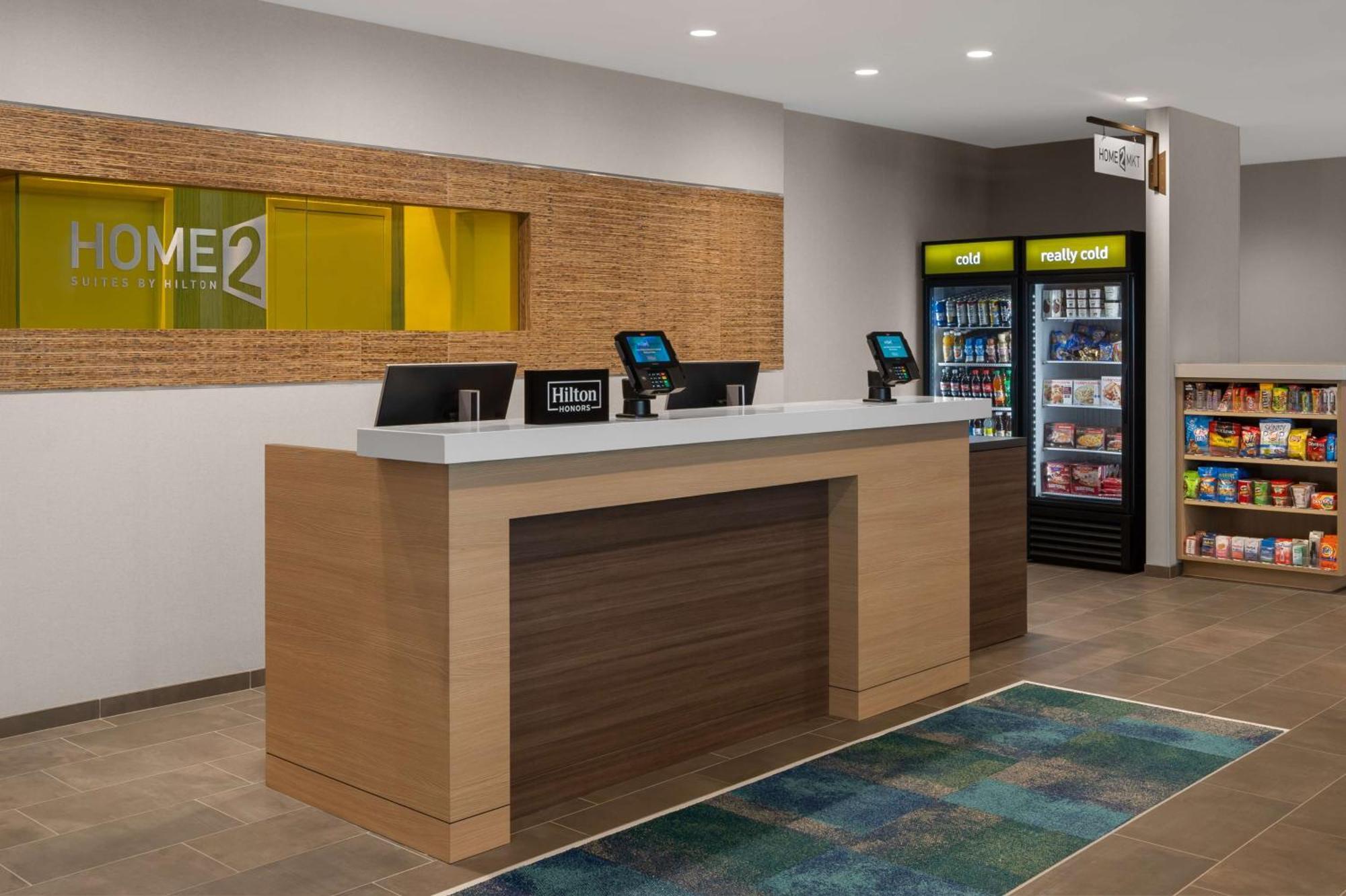 Home2 Suites By Hilton Des Moines At Drake University מראה חיצוני תמונה